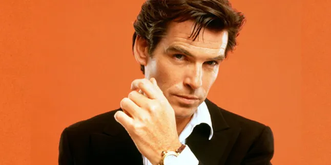 Pierce Brosnan Muncul Dengan Wajah Babak Belur!