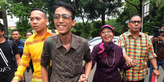 Pihak Kiswinar Minta Mario Teguh Bongkar Siapa Sesungguhnya Linna Pihak Kiswinar Minta Mario Teguh Bongkar Siapa Sesungguhnya Linna