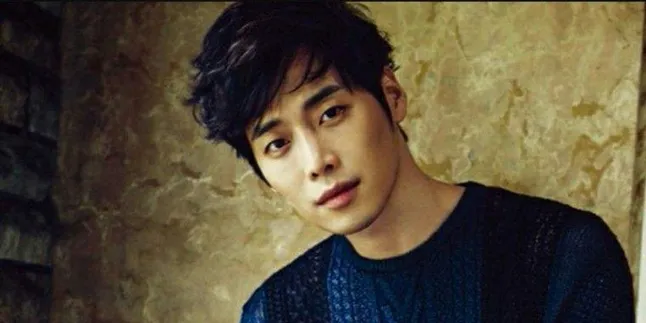 Pikun dan Sudah 100 Tahun Lebih, Seorang Nenek Tetap Ngefans Aktor Korea Ini