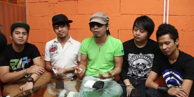 Pilih Hit Single, Radja Adakan Sayembara