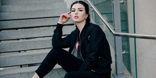 Pilihan Jaket Stylish yang Bikin Gayamu Sekeren Idol Korea