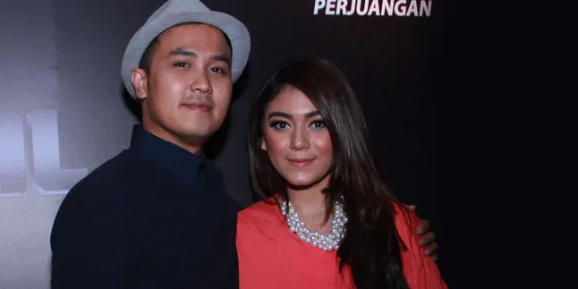 Pintar! Anak Dennis Lyla & Thalita Latief Penurut Pintar! Anak Dennis Lyla & Thalita Latief Penurut