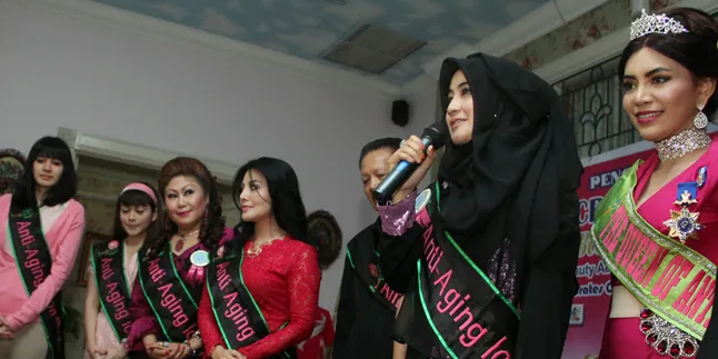 Pipik Dian Irawati Didaulat Jadi Icon Anti-Aging 2014 Pipik Dian Irawati Didaulat Jadi Icon Anti-Aging 2014