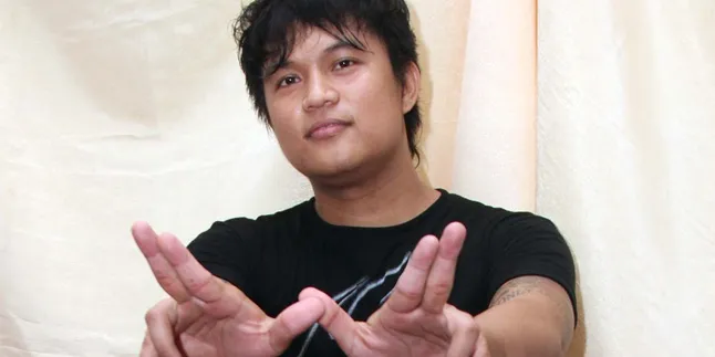 Posan Eks Kotak Temani Istrinya Lahirkan Anak Pertama