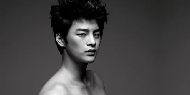 Pose Menangis Seo In Guk Memikat Hati Gong Hyo Jin