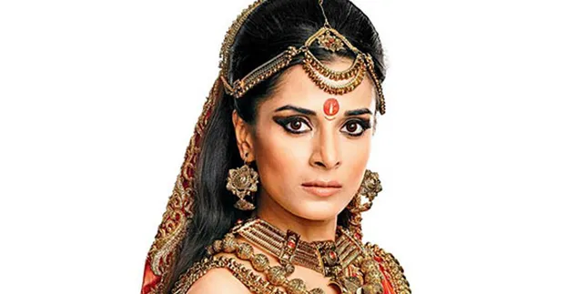 Pose Mesra Dengan Seorang Pria, Inikah Pacar Pooja Sharma? Pose Mesra Dengan Seorang Pria, Inikah Pacar Pooja Sharma?