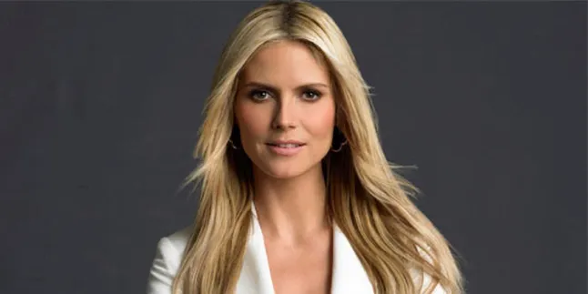 Pose Nakal Heidi Klum