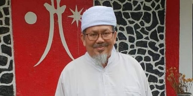 Positive for Corona, Ustaz Tengku Zulkarnain Passes Away One Minute After Maghrib Call to Prayer