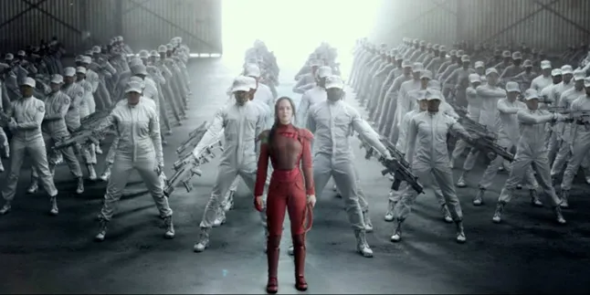 Poster dan Trailer Final 'MOCKINGJAY 2' Bikin Makin Pengen Nonton Poster dan Trailer Final 'MOCKINGJAY 2' Bikin Makin Pengen Nonton