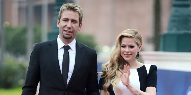 Posting Foto Bareng Chad Kroeger, Avril Lavigne Siap Balikan? Posting Foto Bareng Chad Kroeger, Avril Lavigne Siap Balikan?