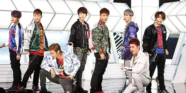 Posting Foto Bareng, Super Junior M Tampak Cute!