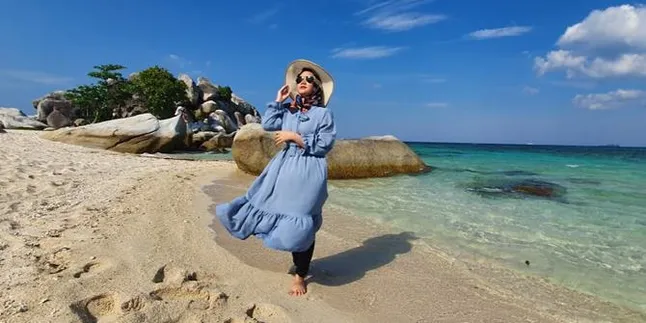 Posting Foto Liburan, Manisnya Fikoh LIDA Panggil Fomal dengan Sebutan Suami Posting Foto Liburan, Manisnya Fikoh LIDA Panggil Fomal dengan Sebutan Suami