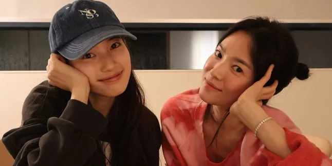 Potret Persahabatan Song Hye Kyo dan Suzy saat Hangout Bareng, Combo Cantik 2 Bidadari Korea Potret Persahabatan Song Hye Kyo dan Suzy saat Hangout Bareng, Combo Cantik 2 Bidadari Korea