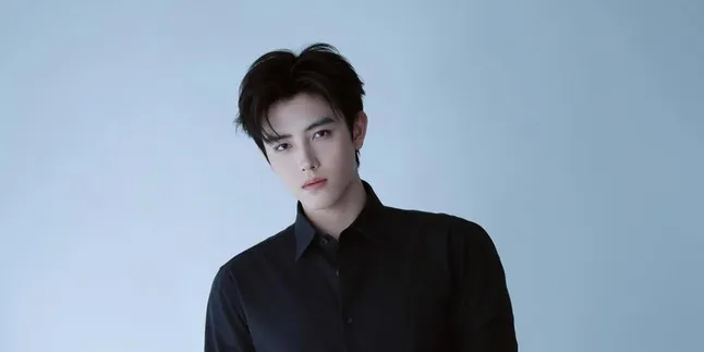 Potret Terbaru Arthur Chen di Kasur, Tetap Ganteng Maksimal Meski Propertinya Cuma Bantal