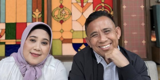 Photos of Kiky Saputri's Parents' Birthday Celebrations with Family, Turns Out They Only Have a 1-Day Difference