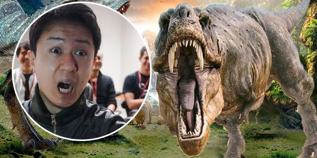 Prank Dinosaurus Ala Jepang, Niat Banget!