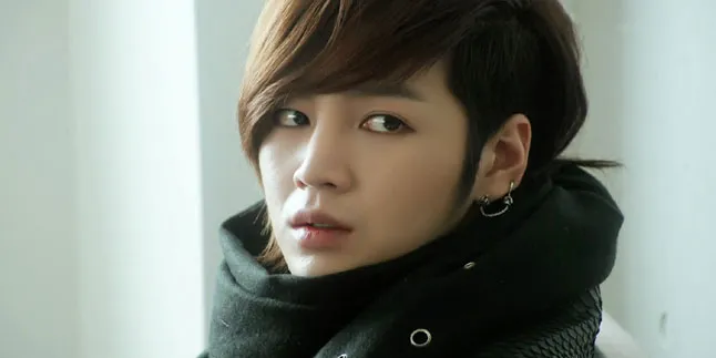 'Pretty Man' Rilis Foto Konsep Jang Geun Suk