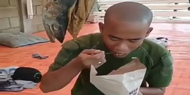 Kantong Kering Tapi Ingin Makan Enak? Contoh Aksi Pria Satu Ini