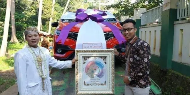 Pria Ini Berikan Honda Jazz Sebagai Seserahan Pernikahan, Netizen Iri