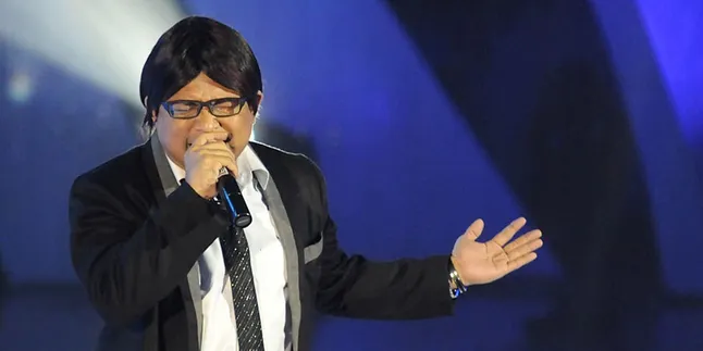 Prihatin Kasus BLBI, Bona Paputungan Kritik Lewat Lagu