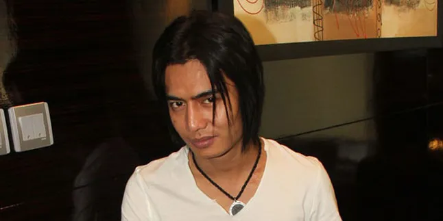 Prihatin KPK VS Polri, Charly Van Houten Ciptakan Lagu