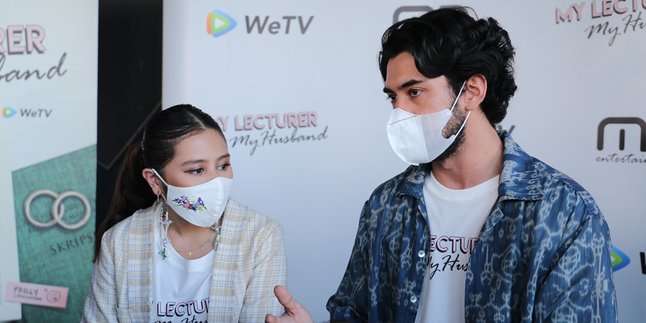 Prilly Latuconsina Admits that Reza Rahadian is an Actor who Boosts Her Mood, Difficult to Hate