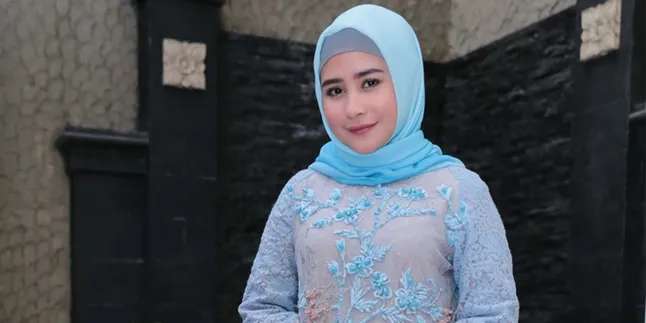 Prilly Latuconsina: Pacaran Nggak Usah Terlalu Serius-Serius Prilly Latuconsina: Pacaran Nggak Usah Terlalu Serius-Serius