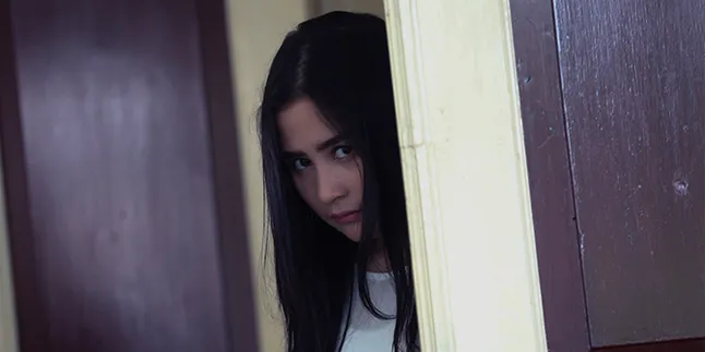 Prilly Latuconsina Panggil Teman Hantunya Lewat 'To My Little Friend'