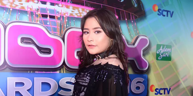 Prilly Punya Medsos Yang Tak Bisa Dijangkau Oleh Fans Prilly Punya Medsos Yang Tak Bisa Dijangkau Oleh Fans