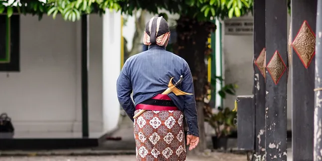 Primbon Weton Minggu Pahing 2024, Disebut Beruntung - Diprediksi Bakal Alami Kenaikan Karier atau Gaji