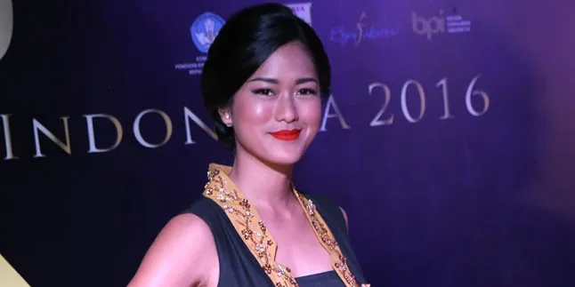 Prisia Nasution Berbagi Cerita Tentang Kesulitan Bermain Teater
