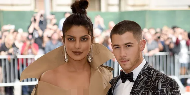 Priyanka Chopra dan Nick Jonas Ketahuan Dinner Bareng, Benar Jadian?