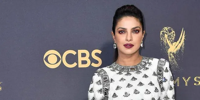 Priyanka Chopra Lebih Suka Dapat Surat Cinta Daripada Cokelat dan Bunga