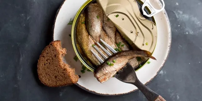 Produsen Ikan Makarel Kaleng Beri Tanggapan Terkait Kandungan Cacing Dalam Produknya