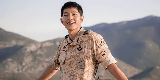Profesi Awal Yoo Shi Jin 'DOTS' Ternyata Bukan Jadi Tentara Loh Profesi Awal Yoo Shi Jin 'DOTS' Ternyata Bukan Jadi Tentara Loh