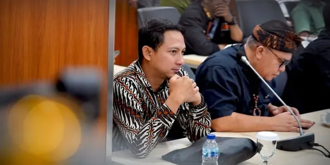 Profil Aden Bajaj dan Perjalanan Karirnya di Industri Hiburan Profil Aden Bajaj dan Perjalanan Karirnya di Industri Hiburan