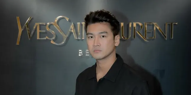 XBukan Hanya Aktor Ganteng, Ini Profil Anrez Adelio Beserta Transformasi Kariernya XBukan Hanya Aktor Ganteng, Ini Profil Anrez Adelio Beserta Transformasi Kariernya
