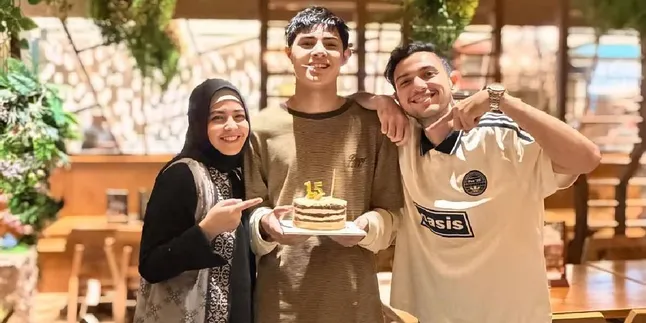 Profile of Arsen, Risty Tagor's Son, Who Just Turned 15, Tall Stature Attracts Attention