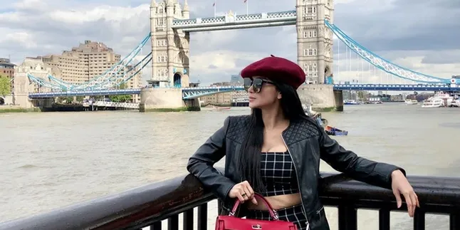 Profil Dan Fakta Bebizie Penyanyi Dangdut Dengan Goyangan Nyamuk