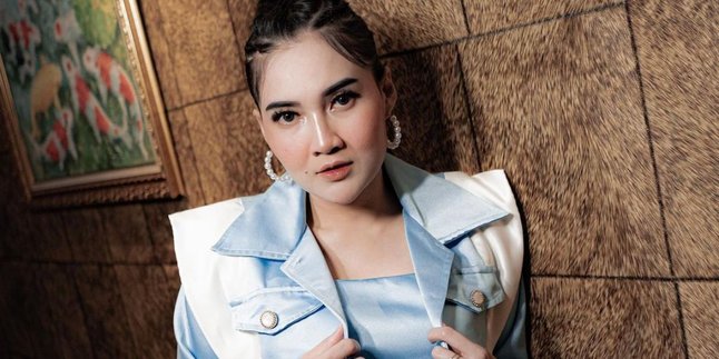 Profile and Facts about Nella Kharisma, Beautiful Dangdut Singer from Kediri Known for Jaran Goyang