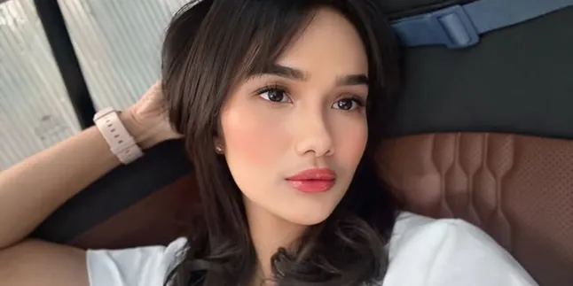 Profile of Faby Marcelia, Actress Suspected of Secretly Marrying