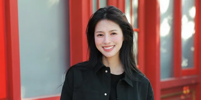 Profile of He Nan, the Chinese Actress Who Captured Attention Through the Drama Love in the Clouds