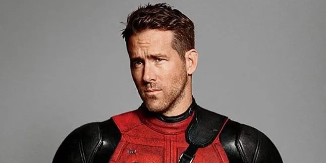 Promo 'DEADPOOL 2' Meluas, Kini Ambil Alih Klub Manchester United!