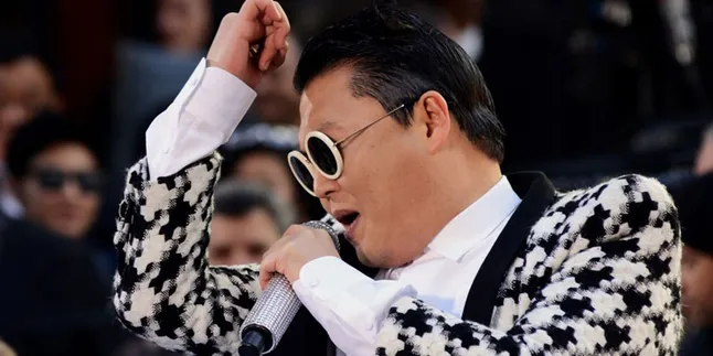 PSY Baru Berhenti Minum Saat Sudah Mabuk Berat