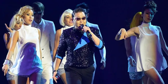 PSY Raih 77 Miliar Berkat Gangnam Style!