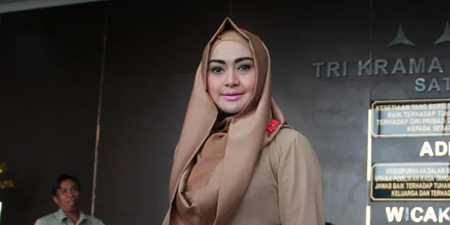 Puasa Kedua Tanpa Suami, Edies Adelia Pasrah Pada Keadaan Puasa Kedua Tanpa Suami, Edies Adelia Pasrah Pada Keadaan