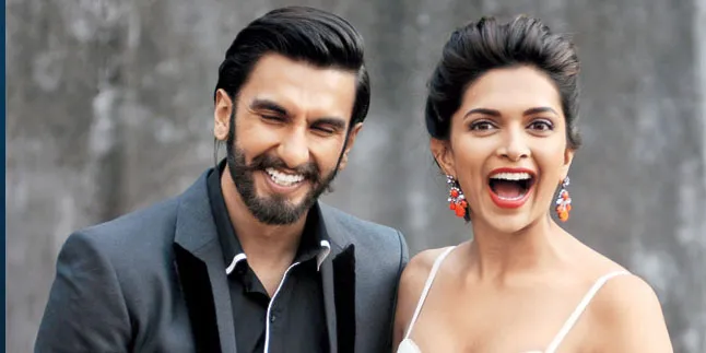 Pulang Dari Jepang, Deepika Padukone Langsung Pamer Kemesraan Pulang Dari Jepang, Deepika Padukone Langsung Pamer Kemesraan
