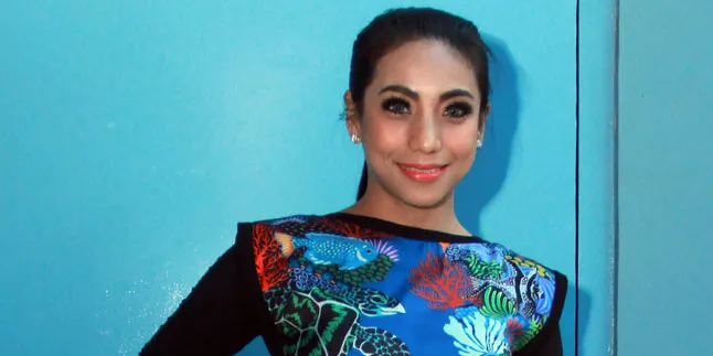 Pulang Kampung, Siti KDI Bawa Penyanyi Terkenal Dari Turki