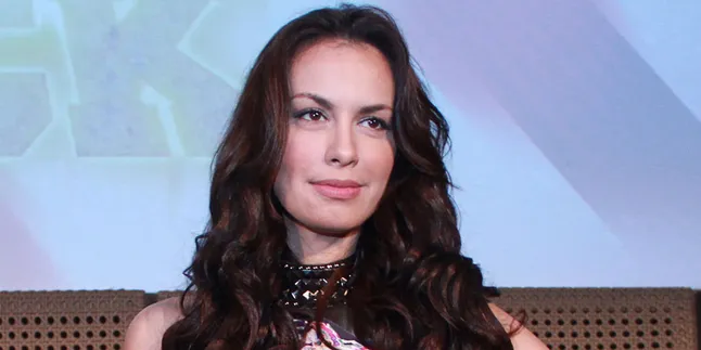 Pulih Dari Sakit, Sophia Mueller Langsung Latihan Wayang Orang