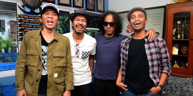 Puluhan Tahun Berkarya, Bimbim Lupa Jumlah Album Slank